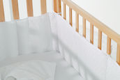 BabyDan reunapehmuste Broderie & Satin