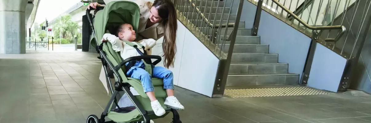 Britax flylite matkaratas 398