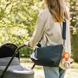 Done by Deer Stroller bag laukku Black naisen olalla. - Hoitolaukut ja organizerit - 7043880 - 3