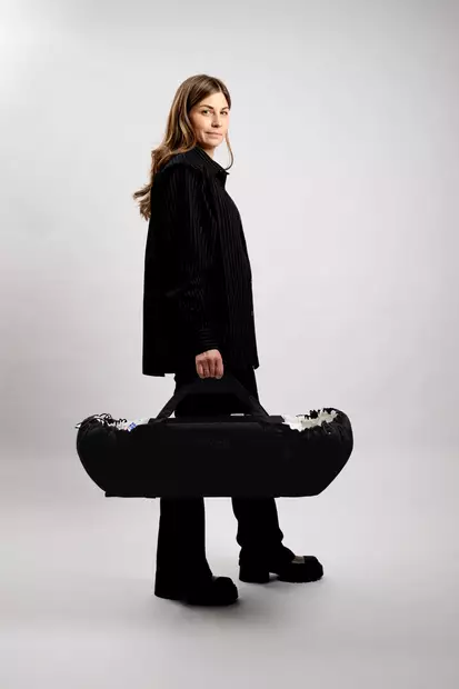 Najell SleepCarrier X kantokassi Matte Black on helppo kantaa kantokahvojen avulla paikasta toiseen. - Vaunukopat ja kantokassit - N20115701 - 2