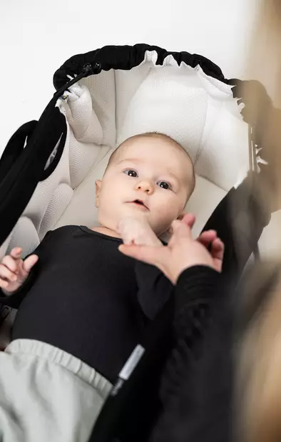 Najell SleepCarrier vol.5 kantokassi Matte Black, vastasyntyneestä 9 kg asti. - Vaunukopat ja kantokassit - N32600401 - 2
