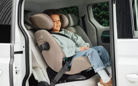 Turvavyöistuin BRITAX Safefix - Turvavyöistuimet 15-36kg - 2000041371 - 2