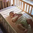 Stokke Nighti pinnasängyn patja White sängyssä. - Patjat ja sijauspatjat - 712901 - 5