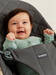 BabyBj=C3=B6rn Bouncer Bliss sitteri Woven Cotton, Anthrasite lapsella=
=2E - Sitterit - BB006121 - 4