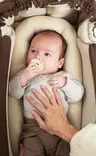 Najell SleepCarrier reducer pienennin Soft Beige, pienentää kantokasiin vastasyntyneelle. - Vaunukopat ja kantokassit - N05411401 - 3