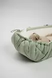 Najell SleepCarrier X kantokassi Agave Green, voidaan avata päistä auki leikkialustaksi. - Vaunukopat ja kantokassit - N20115501 - 7