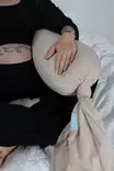 Najell raskaus- ja imetystyyny Powder Beige, helppo säätää. - Imetystyynyt - N30019801 - 4