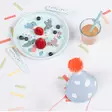Done By Deer Foodie ruokailusetti Celebration Blue ruokap=C3=B6yd=C3=A4=
ss=C3=A4. - Lautaset ja kulhot - 1546102 - 2