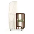 Stokke uudinverho Birch Beige Sleepi Mini Warm Brown sängyssä. - Stokke Sleepi tuotteet - 599302 - 3