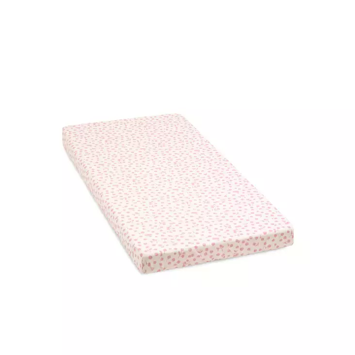 Stokke Nighti muotolakana Wild Rose Berries 60x120cm. - Pussilakanat ja aluslakanat - 710803 - 1