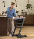 Stokke Tripp Trapp Newborn Set Anthracite keittiössä. - Syöttötuolit - 526104 - 2
