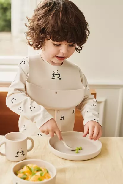 Liewood Ember ruokalappu lapsella. - Ruokalaput - 20119-2615 - 2