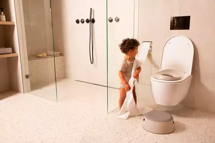 Korokejakkara Luma Almond lapsella. - Potat ja korokkeet - L02715 - 2