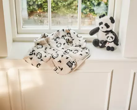 Liewood Dania helistin on pehmoinen pandahalistin lapselle. - Helistimet, tarttumislelut ja pallot - 20381-2566 - 2