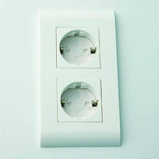 Clippasafe pistorasiansuoja 6 kpl. - Turvaportit ja turvatuotteet - 5015876022426 - 1