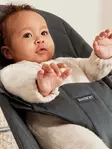 BabyBj=C3=B6rn Bouncer Bliss sitteri Anthrasite keinuu luonnollisesti =
lapsen mukana. - Sitterit - BB006226 - 4