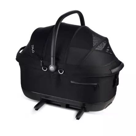 Tavo Maeve Iso6x turvaistuin lemmikille suojaisalla hengittävällä kuomulla. - Turvaistuimien muut lisävarusteet - 301707 - 2