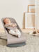 BabyBj=C3=B6rn Bouncer Bliss sitteri Woven, Sand Grey, lapsi sitteriss=
=C3=A4. - Sitterit - BB006217 - 2