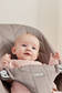 BabyBj=C3=B6rn Bouncer Bliss sitteri Woven Petal Quilt Sand Grey lapsi=
 sitteriss=C3=A4. - Sitterit - BB006317 - 3