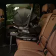 Nuna Base Curv jalusta autossa kaukalon kanssa. - Jalustat/telakat - 295148 - 10
