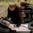 Easygrow Nature lämpöpussi Pink vaunuissa lapsella. - Lämpöpussit rattaisiin - Natu5388 - 5