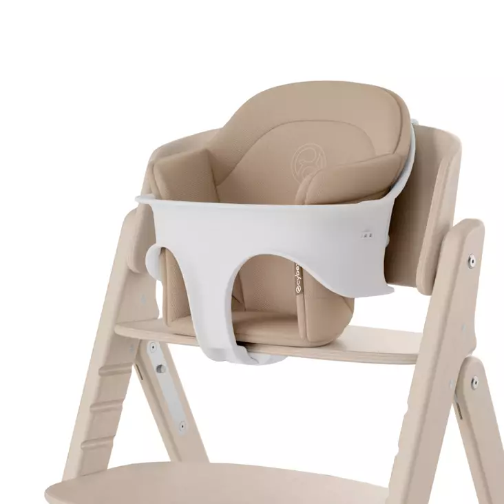 Cybex CLICK & FOLD pehmuste Almond Beige syöttöuolissa. - Syöttötuolit - 524000918 - 1