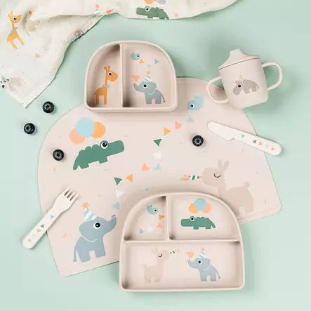 Ruokailualusta Done By Deer Celebration Sand koko sarja - Ruokailualustat - 1069239 - 2