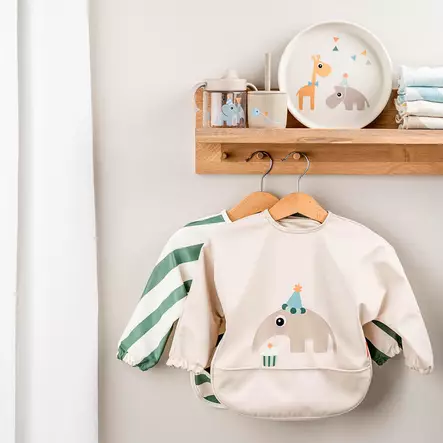 Done By Deer ruokalappu hihoilla Celebration Sand naulakossa - Ruokalaput - 1353799 - 2