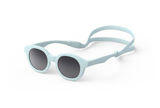 IZIPIZI Kids+ aurinkolasit v=C3=A4riss=C3=A4 Sweet Blue silikoninauhal=
la. - Lasten aurinkolasit - KIDSPC35AC159 - 2