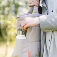 Hoitolaukku Done by Deer Quilted Tote Bag Sand, tasku juomapullolle. - Hoitolaukut ja organizerit - 7043999 - 3
