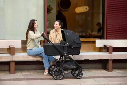 Nuna Triv LX vaunut ovat tyylikkäät ja sopivat kaupunkiin ja luontopoluille. - Matkarattaat ja lastenrattaat - STC21300CHEGLsta - 2