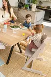 Tripp Trapp tuoli Cashmere Grey lapsella Baby Setin kanssa. - Syöttötuolit - 100143CGSTA - 2