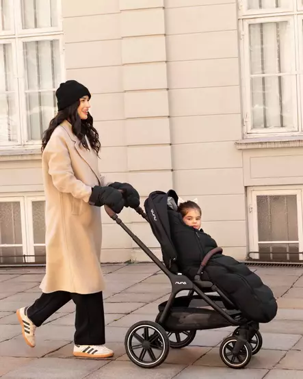 Nuna Triv LX rattaat lämpöpussilla ja vaunuhanskoilla. - Matkarattaat ja lastenrattaat - STC21300CDRGL - 2