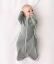 Love To Swaddle Up kapalopussi Original, Deep Olive vauvalla. - Unipesät ja unipussit - L1001001DOL - 2