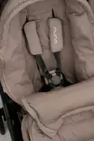 Nuna Triv LX rattaat Cedar, lämpöpussissa aukot valjaille. - Matkarattaat ja lastenrattaat - STC21300CDRGL - 7