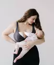 LOLA & LYKKE Bloome puettava rintapumppu sopii myös imetyksen aikana käytettäväksi. - Rintapumput - LLBLOO - 9