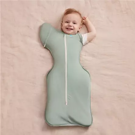 Love To Swaddle Up LITE kapalopussi Summer 50/50, Olive vauvalla päällä - Unipussit - L2002001OLV - 2
